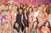 Candice_Swanepoel_2015_Victorias_Secret_Fashion_Show_NYC_220.jpeg