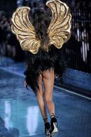 Izabel_Goulart_16.jpg
