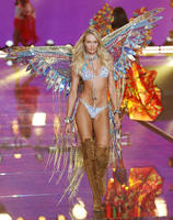 Candice_Swanepoel_10.11.2015_DFSDAW_073.jpg