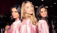 Victorias_Secret_Fashion_Show_2015_40.jpg