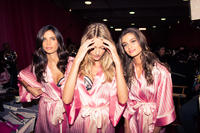 Victorias_Secret_Fashion_Show_2015_47.jpg