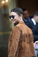 Miranda_Kerr__Charles_de_Gaulle_Airport__02.jpg