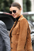 Miranda_Kerr__Charles_de_Gaulle_Airport__22.jpg