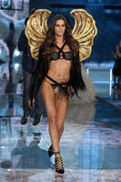 716df089003418a2_GettyImages_496563470_master.jpg