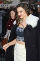 miranda_kerr_swarovski_star_raising_for_2015_rockefeller_center_christmas_tree_in_new_york_city_27.jpg
