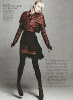 VOGUEUSAUG200917.jpg