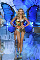 Pictures_2015_Victoria_Secret_Fashion_Show.jpg