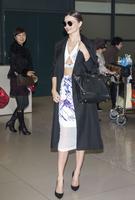 miranda_kerr_at_incheon_international_airport_in_seoul_12_10_2015_14__1_.jpg