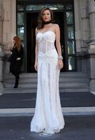 miranda_kerr_at_la_koriador_fashion_show_at_milan_fashion_week_09_24_2015_10.jpg