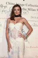miranda_kerr_at_la_koriador_fashion_show_at_milan_fashion_week_09_24_2015_21.jpg