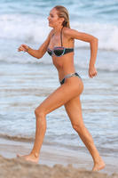 Candice_Swanepoel_01.jpg