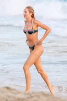 Candice_Swanepoel_02.jpg
