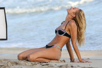 Candice_Swanepoel_24.jpg