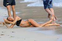 Candice_Swanepoel_27.jpg