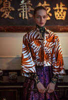 Vogue_China_February_2016_Anja_Rubik_Sasha_Pivovarova_by_Chen_Man_07.jpg