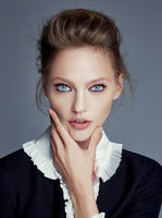 Allure_US_January_2016_Sasha_Pivovarova_by_Patrick_Demarchelier_00.jpg