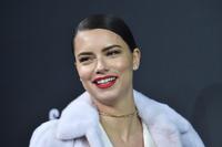 adriana_lima_zoolander_2_world_premiere_in_new_york_city_ny_14.861881d7854b43913bc76596d0cd5445.jpg