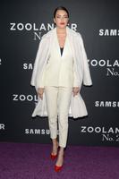 adriana_lima_zoolander_2_world_premiere_in_new_york_city_ny_10.c5893304d16d042c3139ca67979e242a.jpg