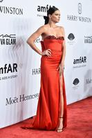 adriana_lima_at_2016_amfar_new_york_gala_02_10_2016_14.6ab1707d6729ecae1ec7ee93348186fd.jpg