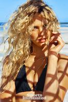 erin_heatherton_2016_photo_sports_illustrated_x159762_tk4_03390_rawwmfinal1920.jpg