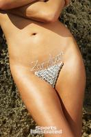 chrissy_teigen_2016_photo_sports_illustrated_x159762_tk2_01238_rawwmfinal1920.jpg