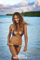 chrissy_teigen_2016_photo_sports_illustrated_x159762_tk2_02651_rawwmfinal1920.jpg