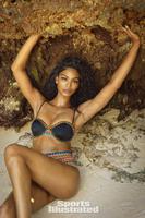 chanel_iman_2016_photo_sports_illustrated_x159762_tk3_00956_rawwmfinal1920.jpg