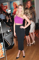 Erin_Heatherton__Sports_Illustrated_Swimsuit_2016_Swim_City_Celebration__06.jpg