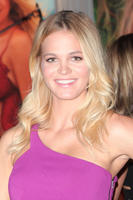Erin_Heatherton__Sports_Illustrated_Swimsuit_2016_Swim_City_Celebration__05.jpg