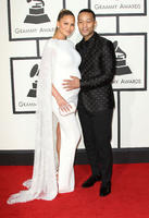 Chrissy_Teigen__2016_GRAMMY_Awards__01.jpg