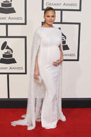 Chrissy_Teigen__2016_GRAMMY_Awards__07.jpg
