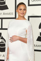 Chrissy_Teigen__2016_GRAMMY_Awards__08.jpg