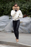 Irina_Shayk_in_tight_leather_pants__02.jpg