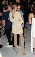 Gigi_Hadid__Sports_Illustrated_Swimsuit_2016_Red_Carpet__02.jpg