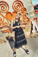 Marie_Claire_March_2016_Hailey_Clauson_by_Beau_Grealy_06.jpg