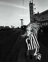 Marie_Claire_March_2016_Hailey_Clauson_by_Beau_Grealy_08.jpg