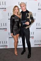 rosie_huntington_whiteley_elle_style_awards_2016_in_london_2.jpg