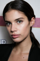 sara8.jpg