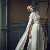 elizabeth_banks_2016_vanity_fair_oscar_party_portrait_2.jpg