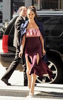 lily_aldridge_leaving_the_buzzfeed_office_in_new_york_310021555.jpg