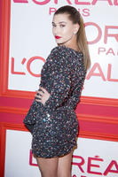 Hailey_Baldwin_LOreal_Party_Paris_Fashion_Week_Womenswear_FallWinter_20162017_2.jpg