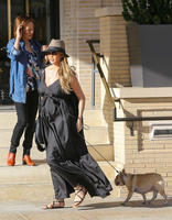 Chrissy_Teigen_in_Black_Long_Dress__04.jpg