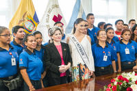 yil_1_2015_missuniversevisitsecuador_dsc08954.jpg