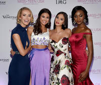 Pia_Wurtzbach_2016_Miss_Teen_USA_Competition_zuNiTDyRfdil.jpg