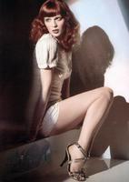 26913_Karen_Elson_MaxMara01B_122_910lo.jpg