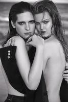 The_Daily_Summer_August_4_2016_Hari_Nef_Lindsey_Wixson_by_Sebastian_Faena_03.jpg
