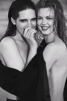 The_Daily_Summer_August_4_2016_Hari_Nef_Lindsey_Wixson_by_Sebastian_Faena_04.jpg