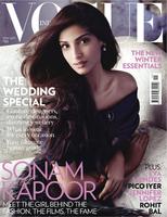 vogue_in_2011_11_nov__dragged_.jpg