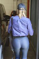 khloe_kardashian_leaving_the_gym_in_los_angeles_8_25_2016_7.jpg