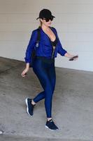 khloe_kardashian_leaving_the_gym_in_los_angeles_8_25_2016_16.jpg